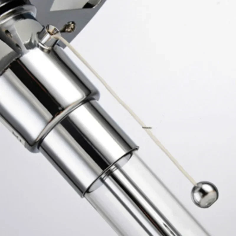 Bauhaus Tischlampe – Weiße Glasleuchte im Dänischen Nordic Design
