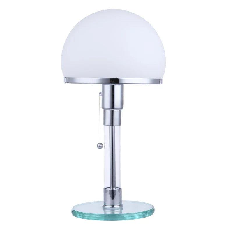 Bauhaus Tischlampe – Weiße Glasleuchte im Dänischen Nordic Design
